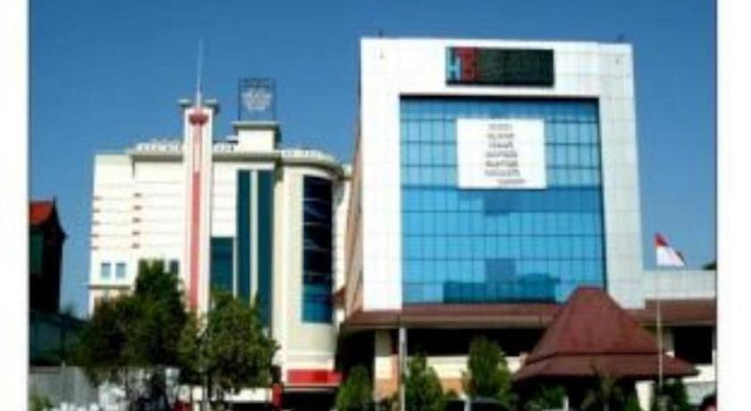 Hotel Banjarmasin International Екстериор снимка